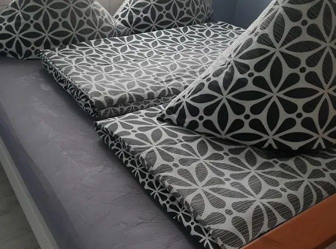 Apartment Direkt Am Mucheln